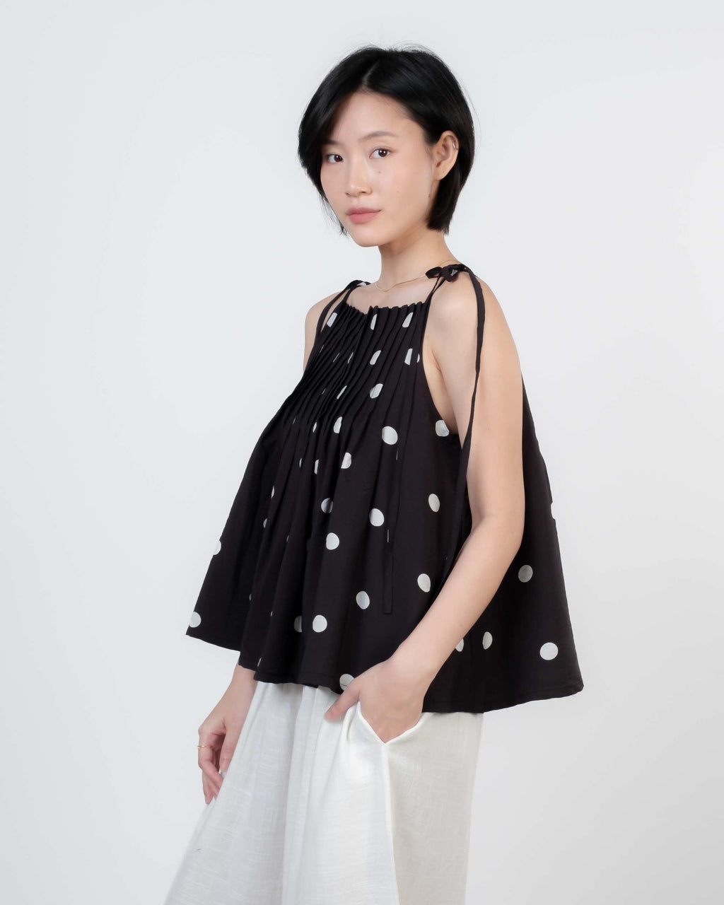 Lumi Pleated Top In Black