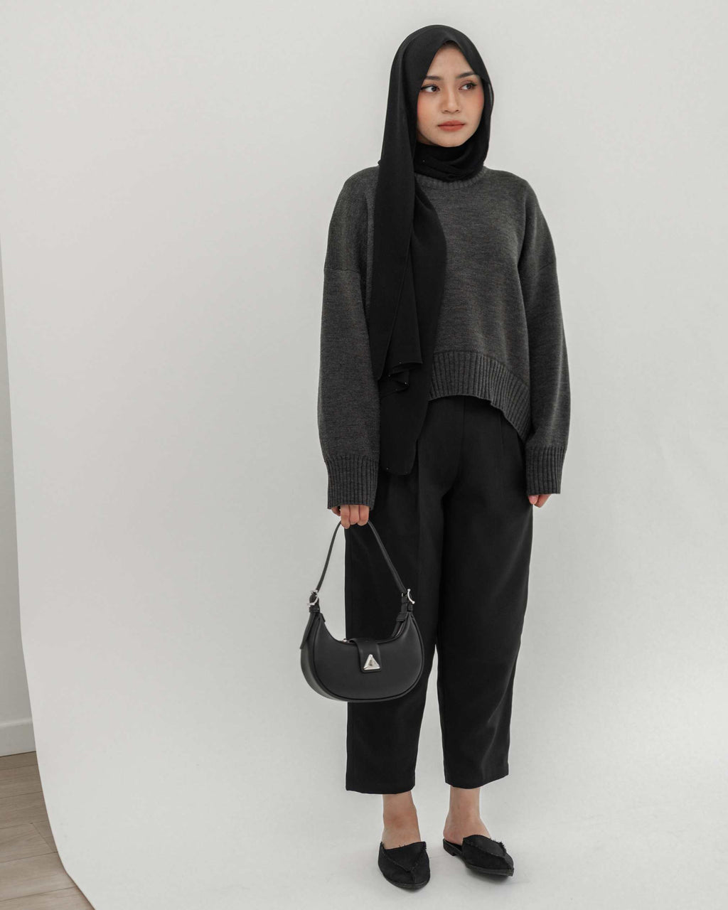 Sadie Oversized Sweater in Dark Misty