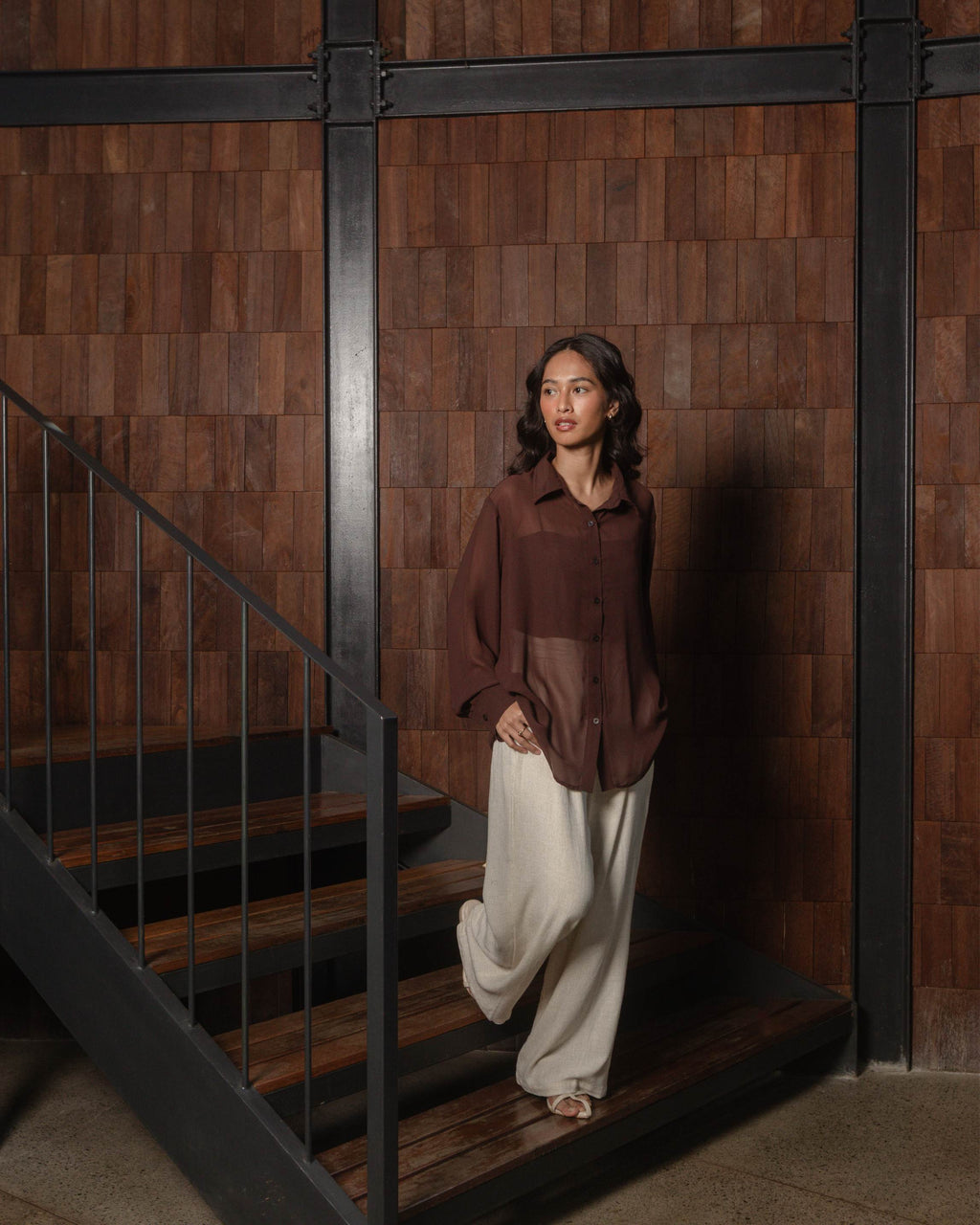 Aire Shirt in Dark Brown