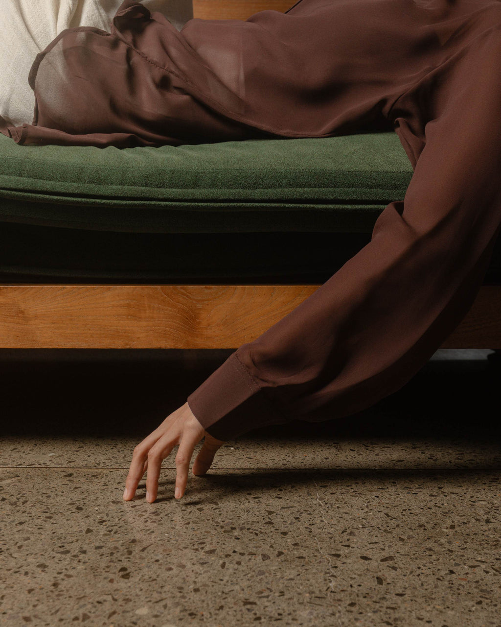 Aire Shirt in Dark Brown