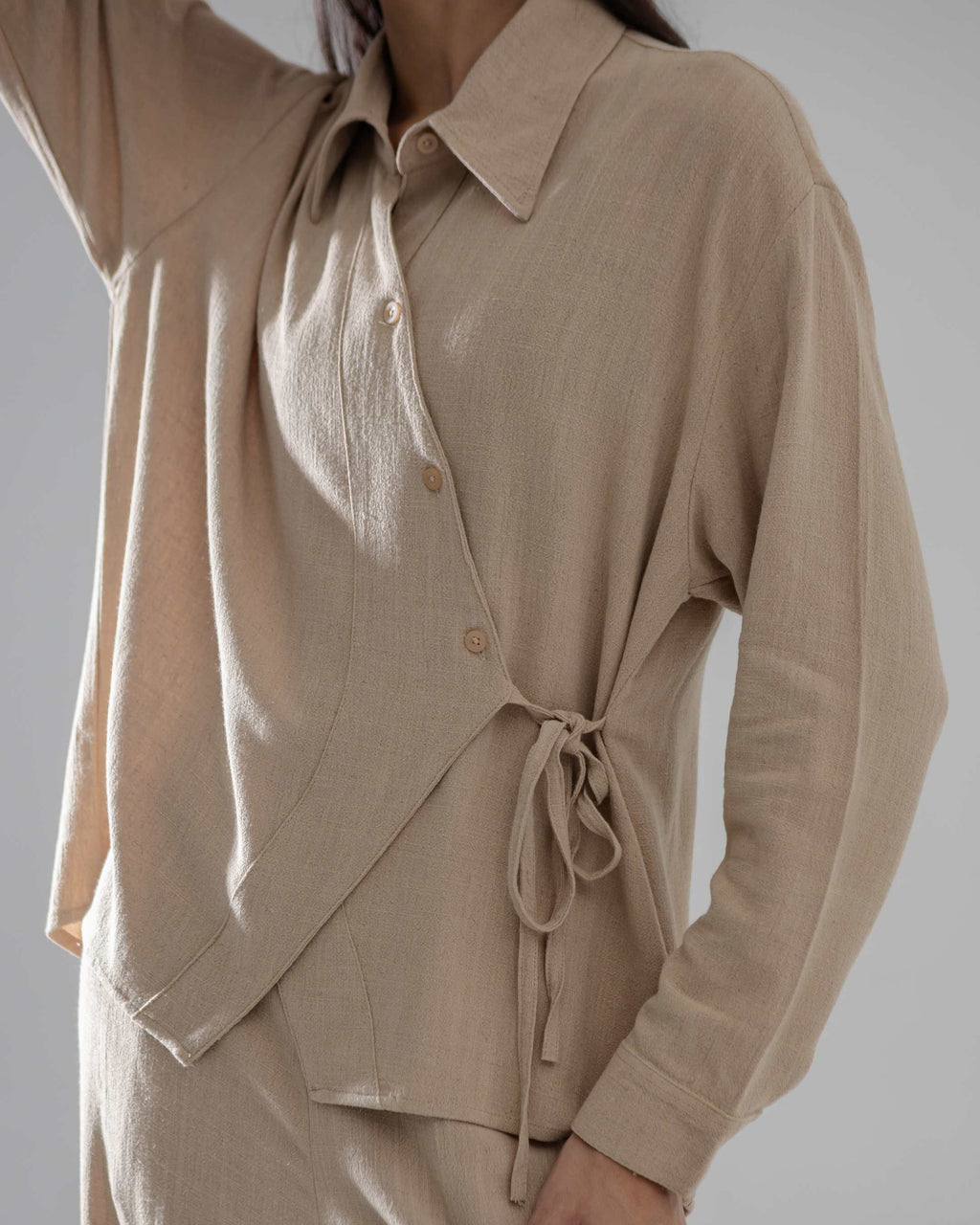 Elara Shirt in Brown