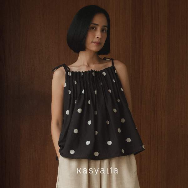 Kasyalia - Lumi Pleated Top